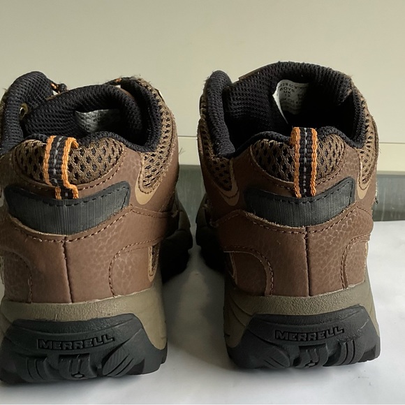 Merrell Boy's Moab 2 Mid Waterproof Boots Size 1 - Picture 4 of 10